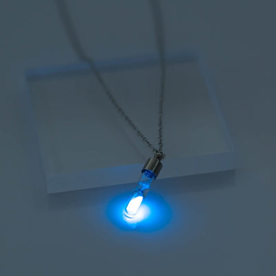 2019 fashion hourglass Luminous  Pendant  Necklace Glowing in the Dark  Hollow Luminous Pendant Necklace Jewelry Halloween Gifts