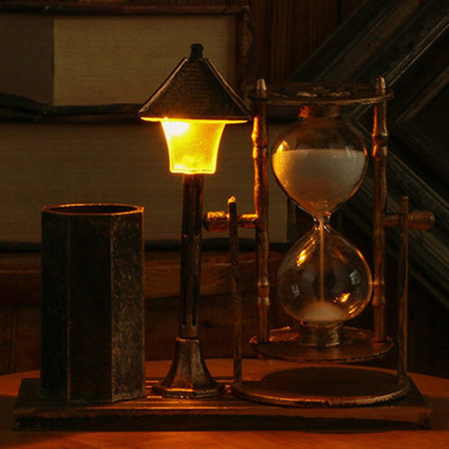 Creative Antique stream Hourglass decorations  pen tube street lamp decoration European retro hourglass home desk office decor